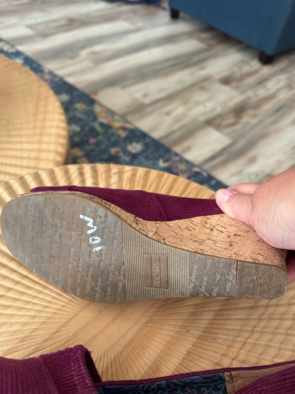TOMS burgundy corduroy peep-toe wedge sandals with a cork-wrapped platform 8.5